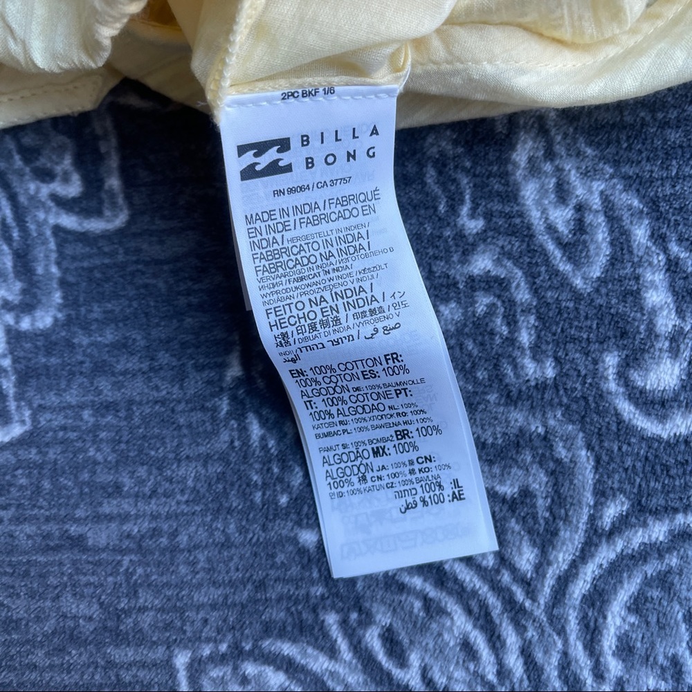 Billabong Sun Valley Romper Size Small - Picture 7 of 9
